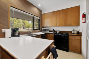 Meadow House 70 - Meredith Lodging